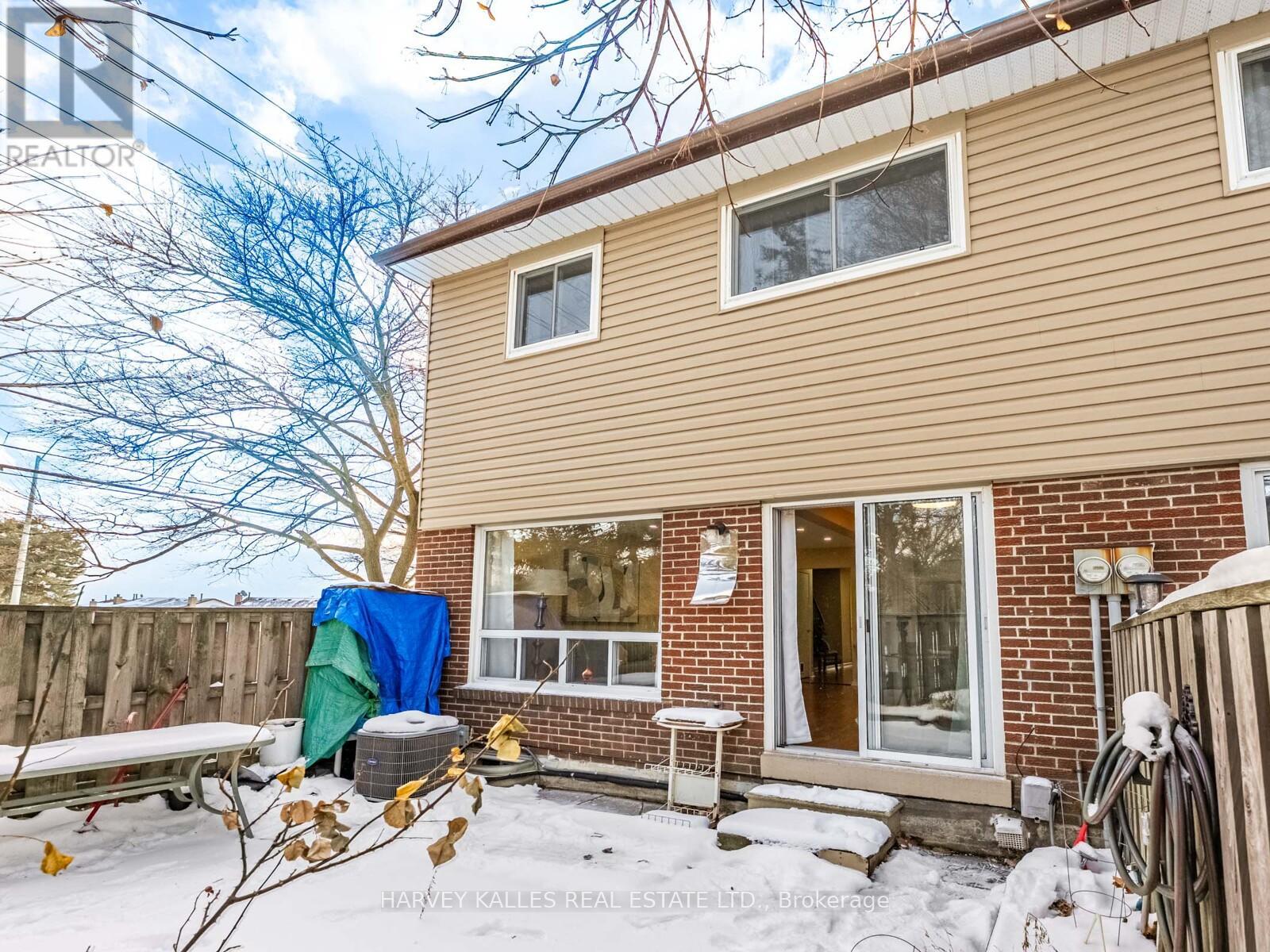 #63 3025 CEDARGLEN GATE - 34
