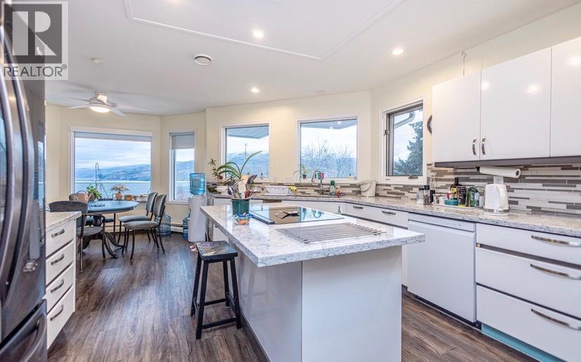 6063 Beatrice Road, Peachland