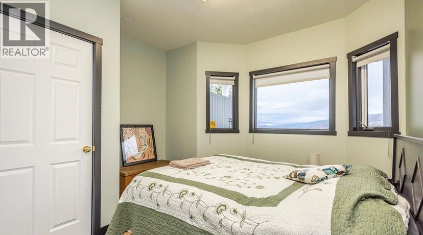 6063 Beatrice Road, Peachland