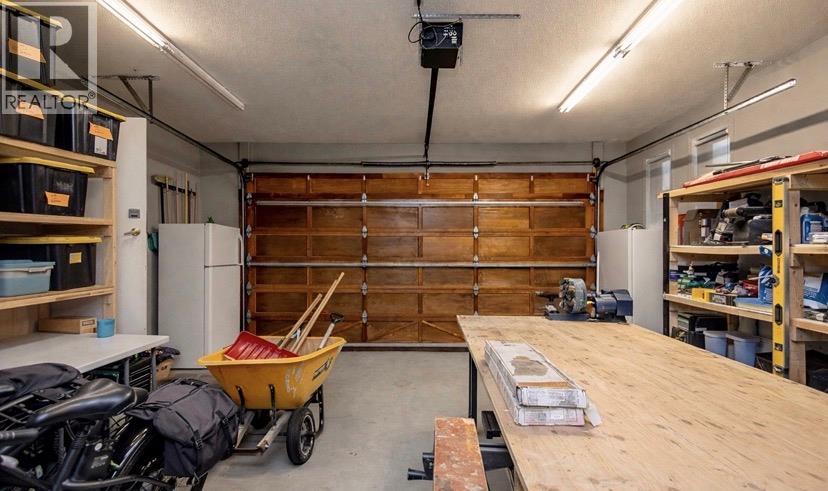 6063 Beatrice Road, Peachland