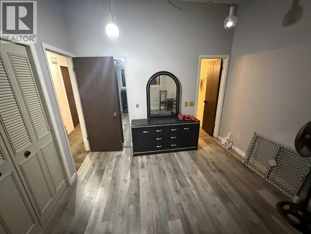 Single Family House Bungalow for Sale in  Bermuda Road NW Beddington Heights Calgary 