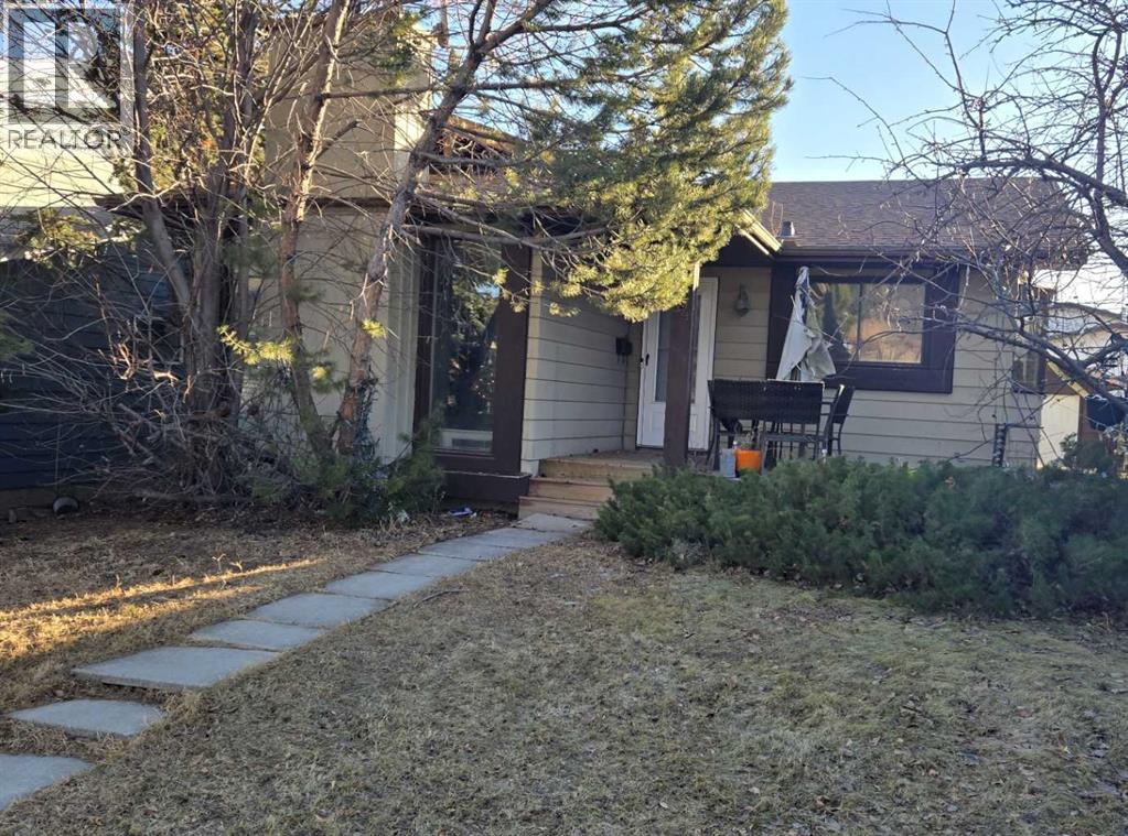 24 Bermuda Road NW, Calgary, Alberta