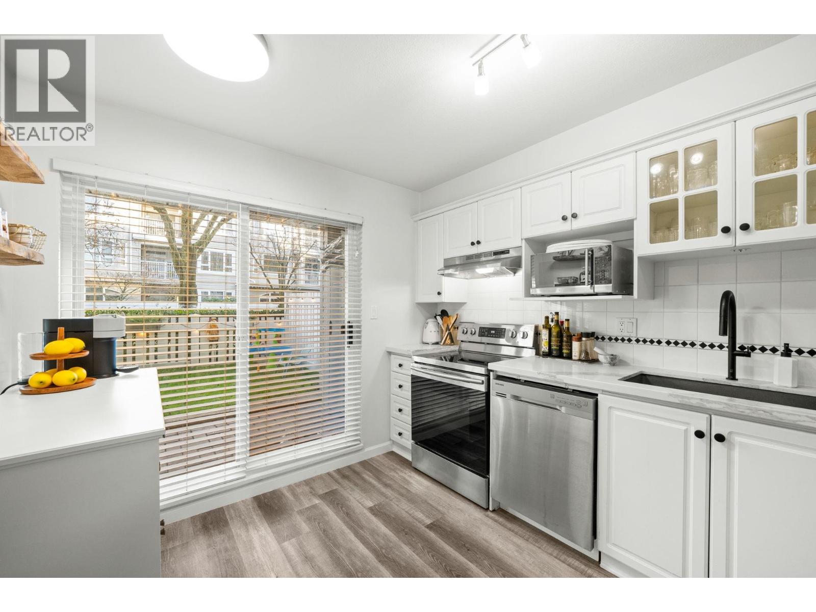 #118-5900 DOVER Crescent, Richmond