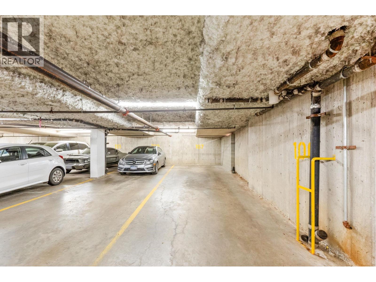 #118-5900 DOVER Crescent, Richmond