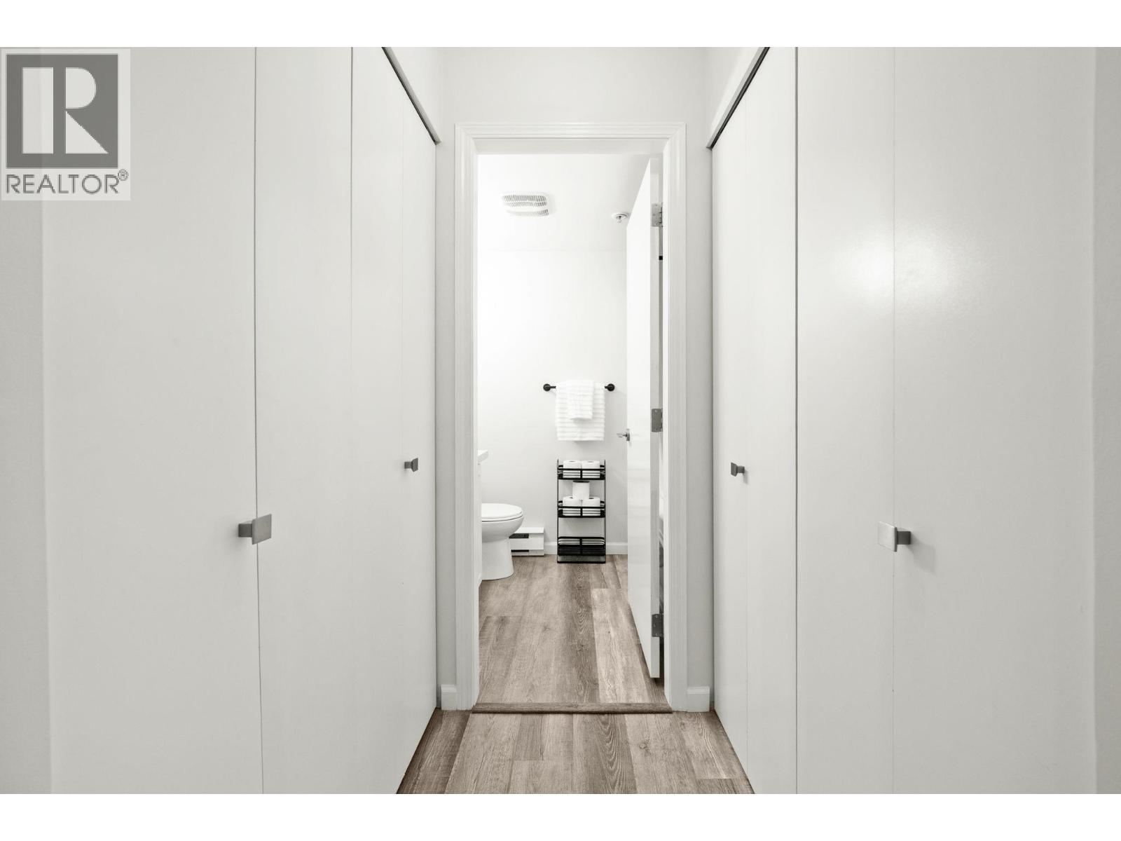 #118-5900 DOVER Crescent, Richmond