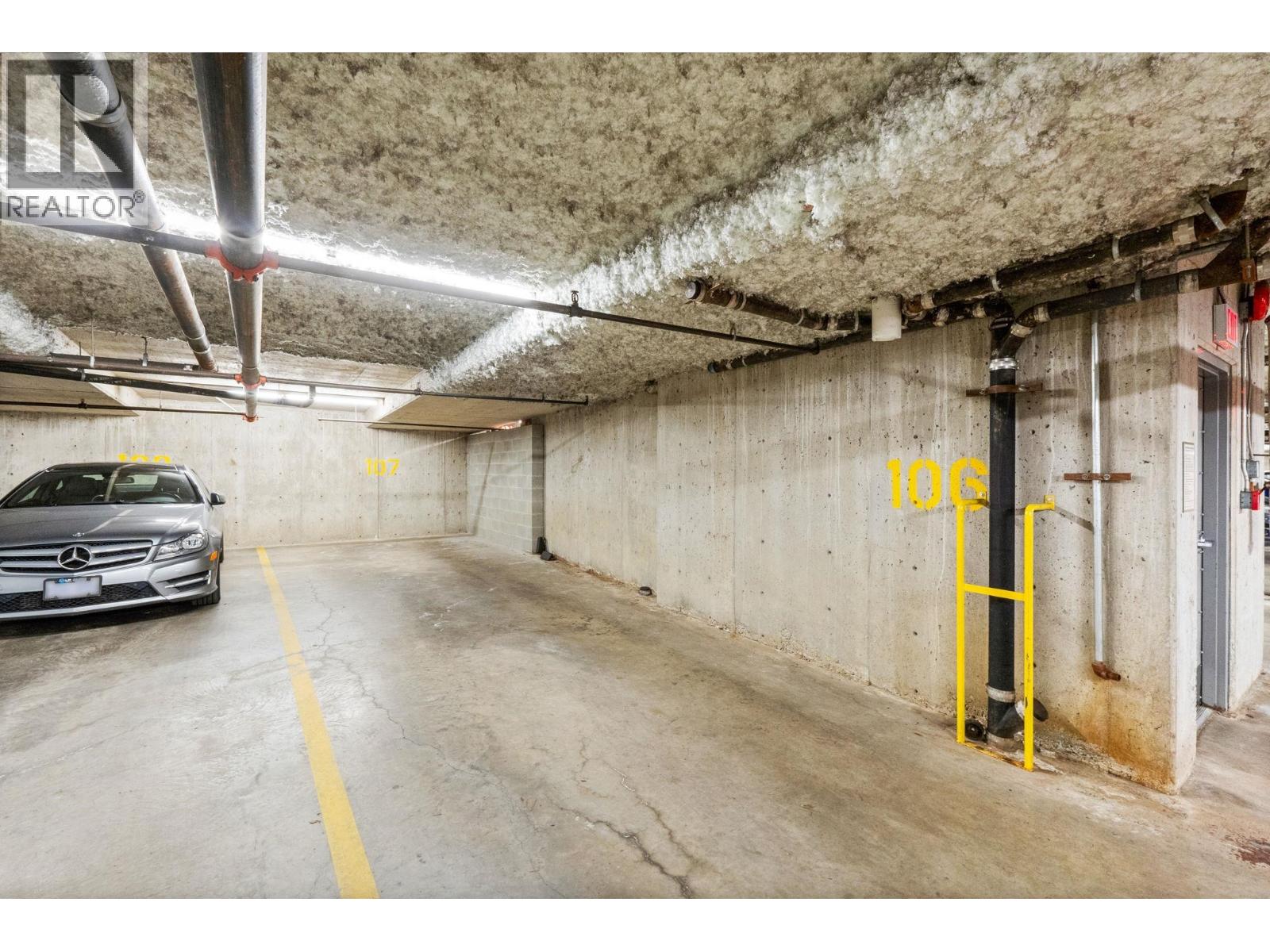 #118-5900 DOVER Crescent, Richmond