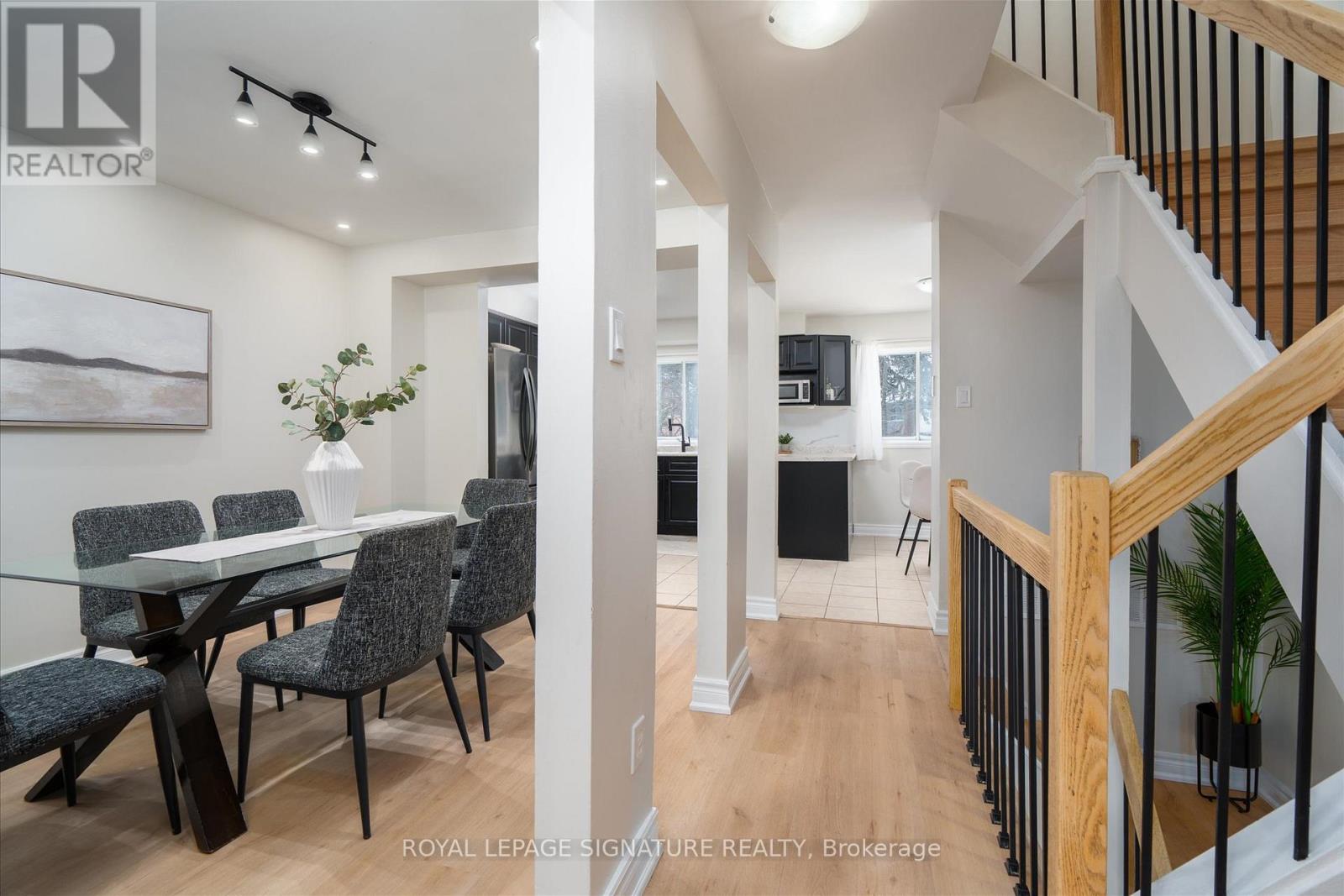 200 Murison Boulevard 8