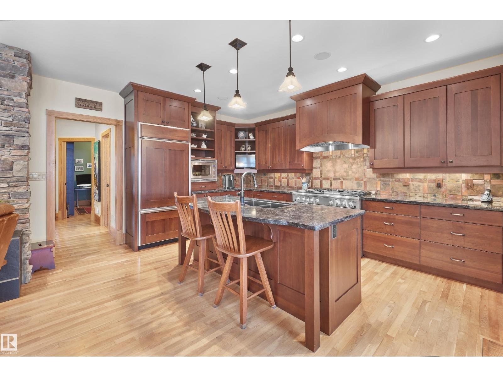 9135 117 ST NW, Edmonton