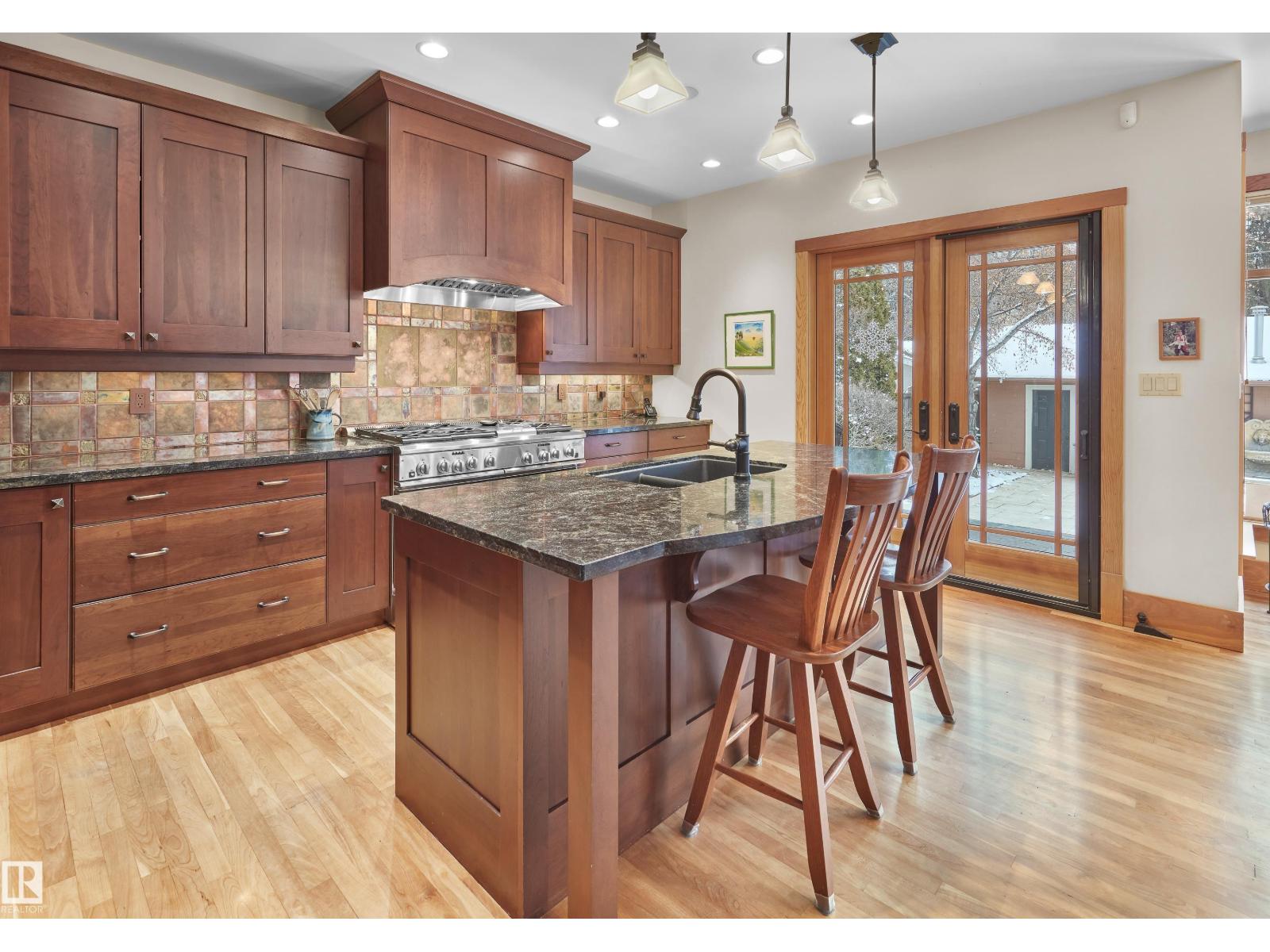 9135 117 ST NW, Edmonton