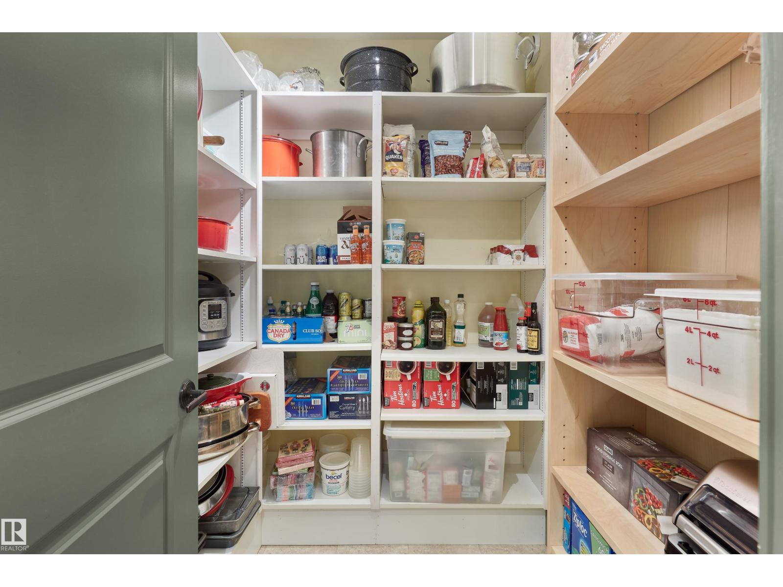 9135 117 ST NW, Edmonton