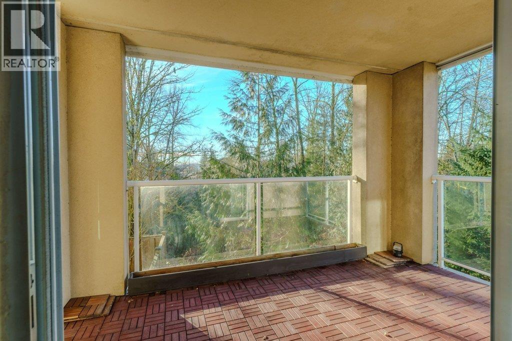 201 22722 LOUGHEED HIGHWAY, Maple Ridge