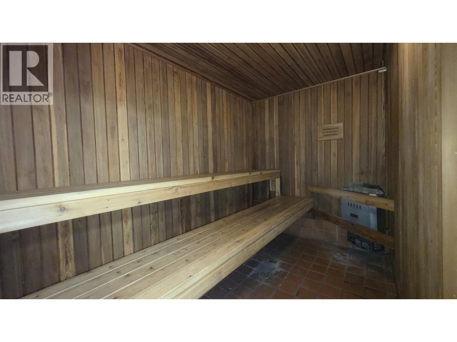 323 4288 15TH AVENUE, Prince George