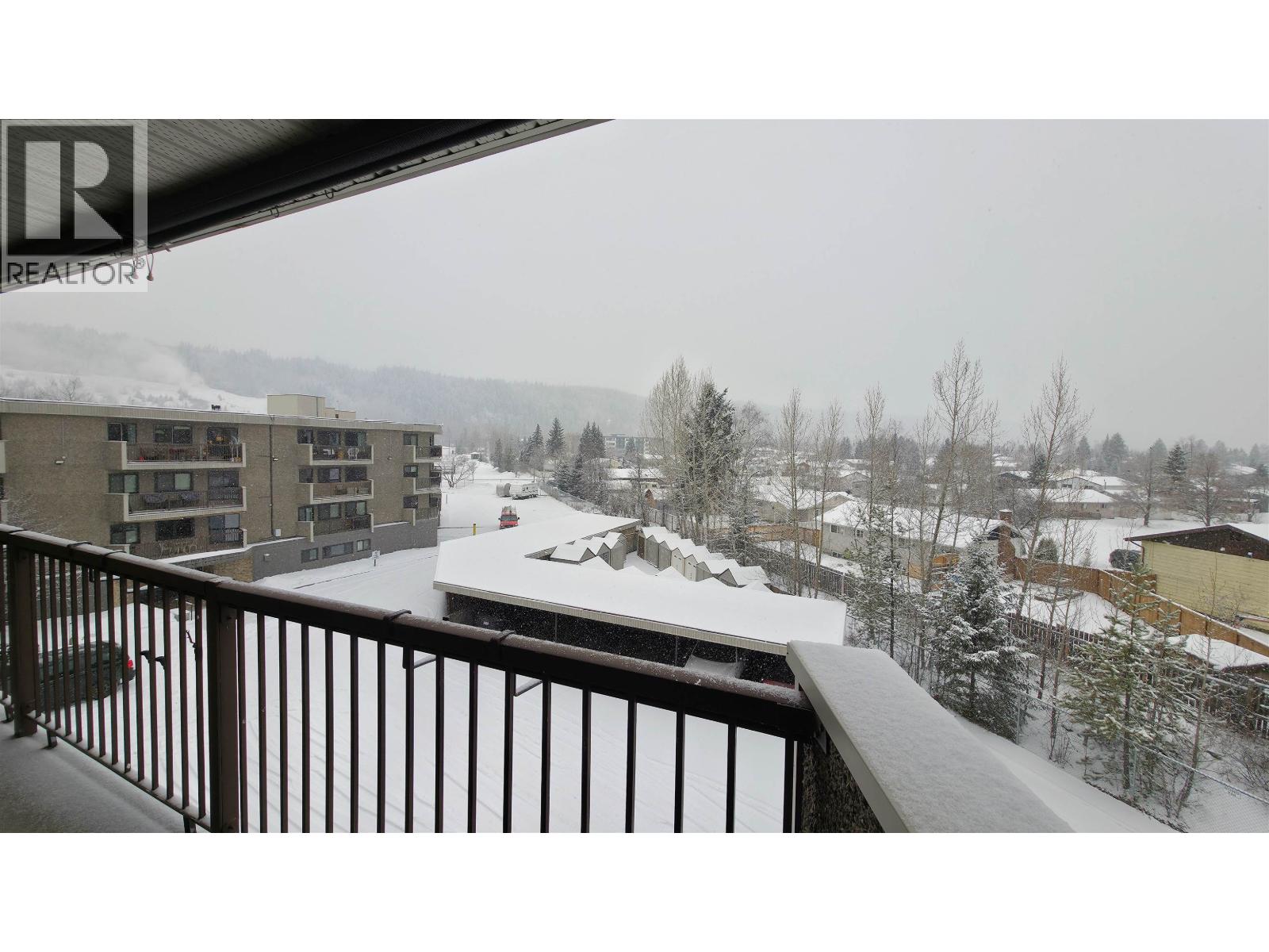 #323 4288 15TH AVENUE - 20