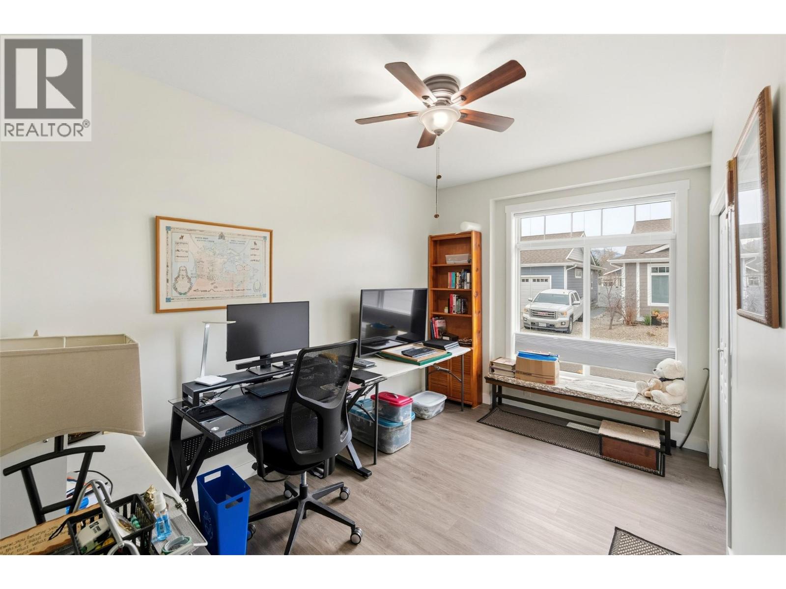 #14 351 Warren Avenue W - 21
