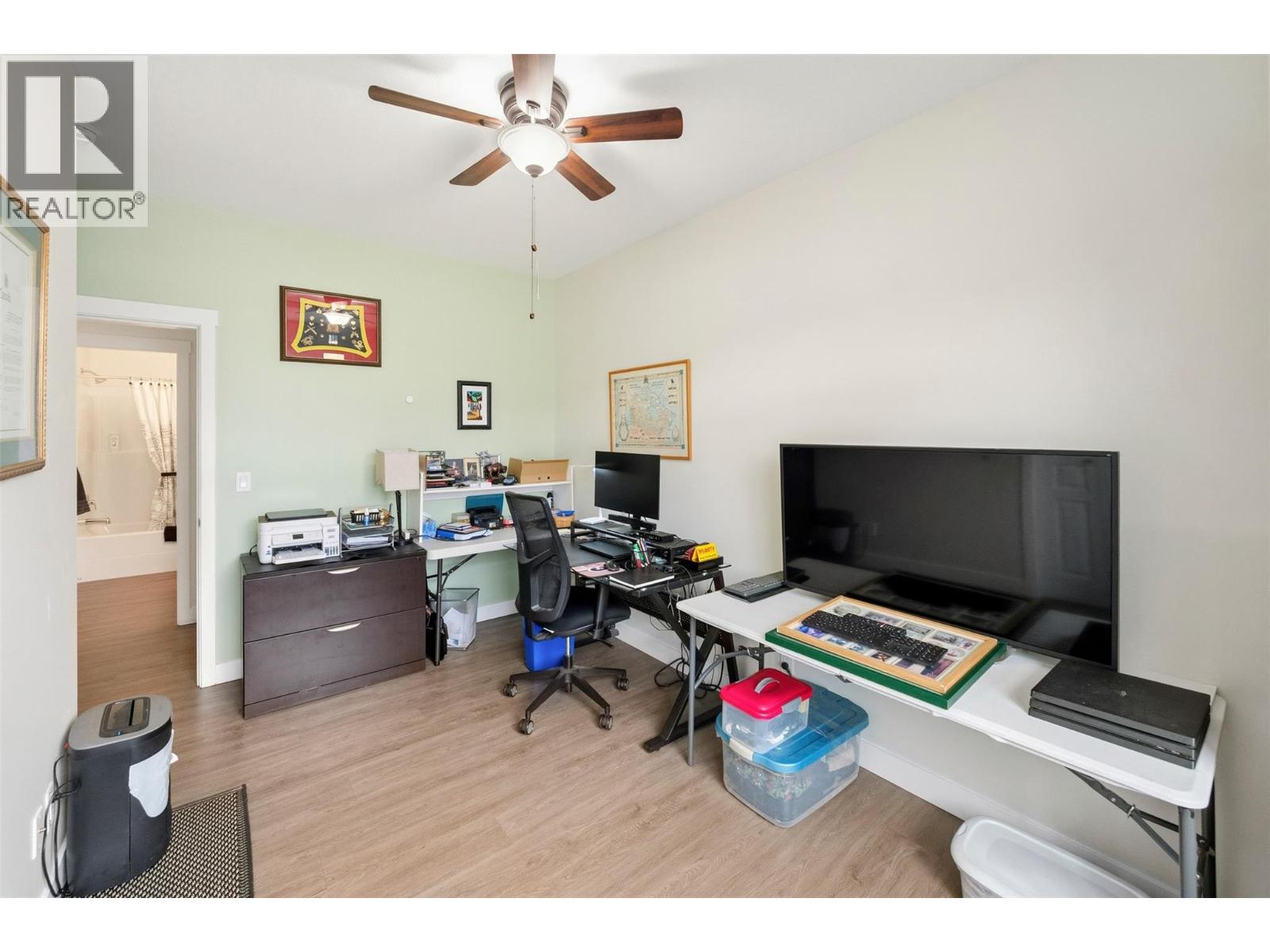 #14 351 Warren Avenue W - 22