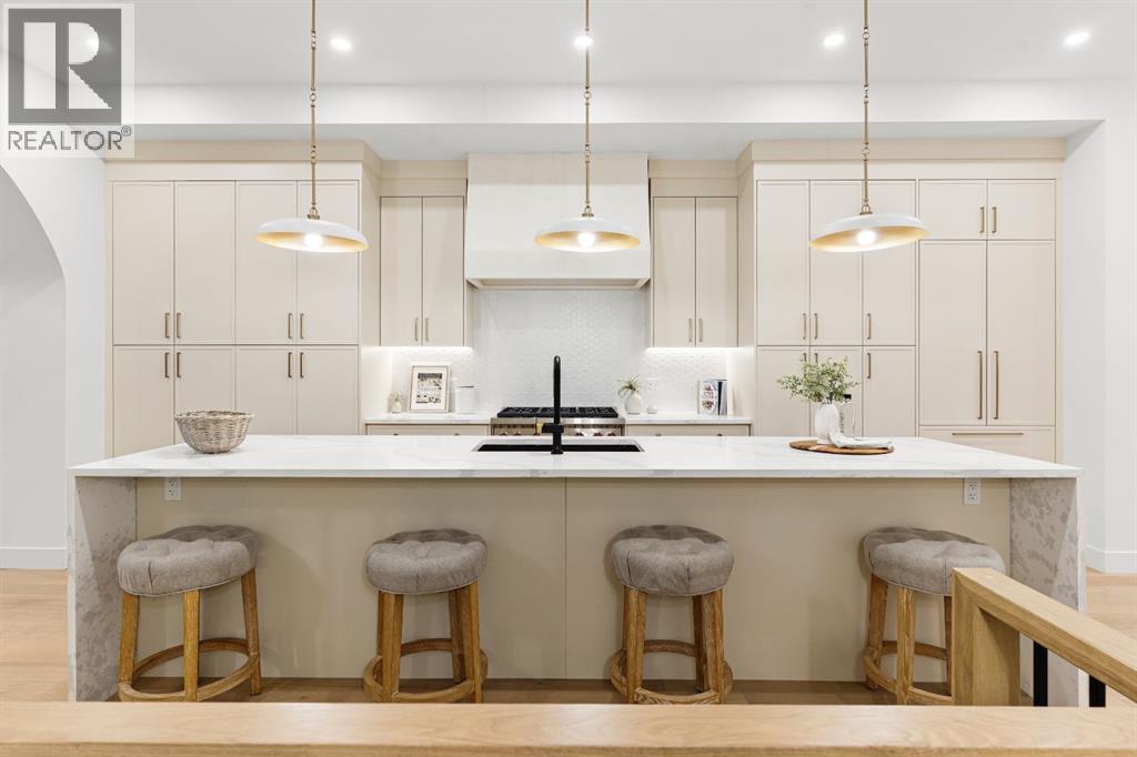 Single Family House for Sale in   Avenue SW Altadore Calgary 