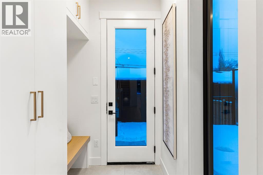 Single Family House for Sale in   Avenue SW Altadore Calgary 