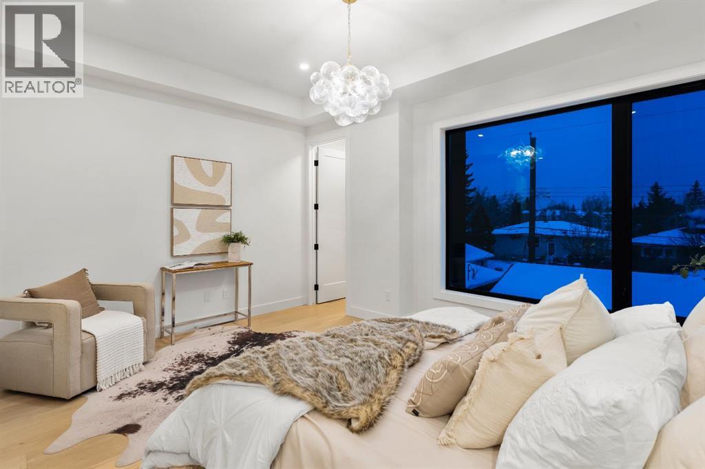 Single Family House for Sale in   Avenue SW Altadore Calgary 