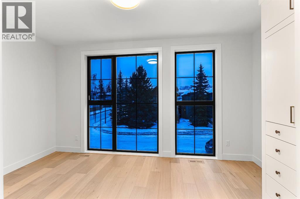 Single Family House for Sale in   Avenue SW Altadore Calgary 