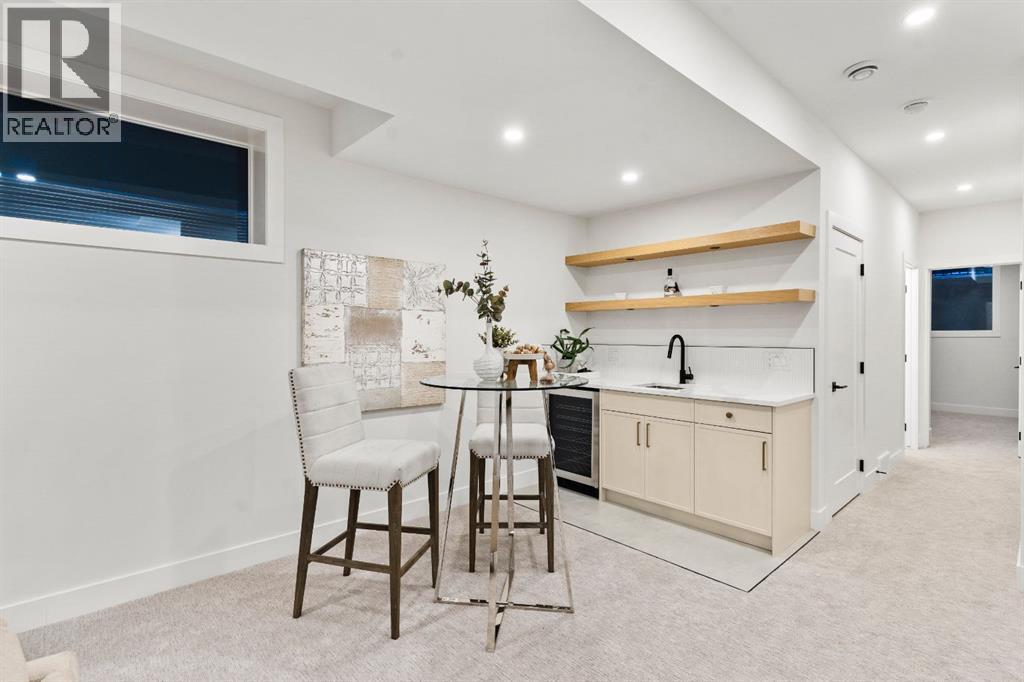 Single Family House for Sale in   Avenue SW Altadore Calgary 