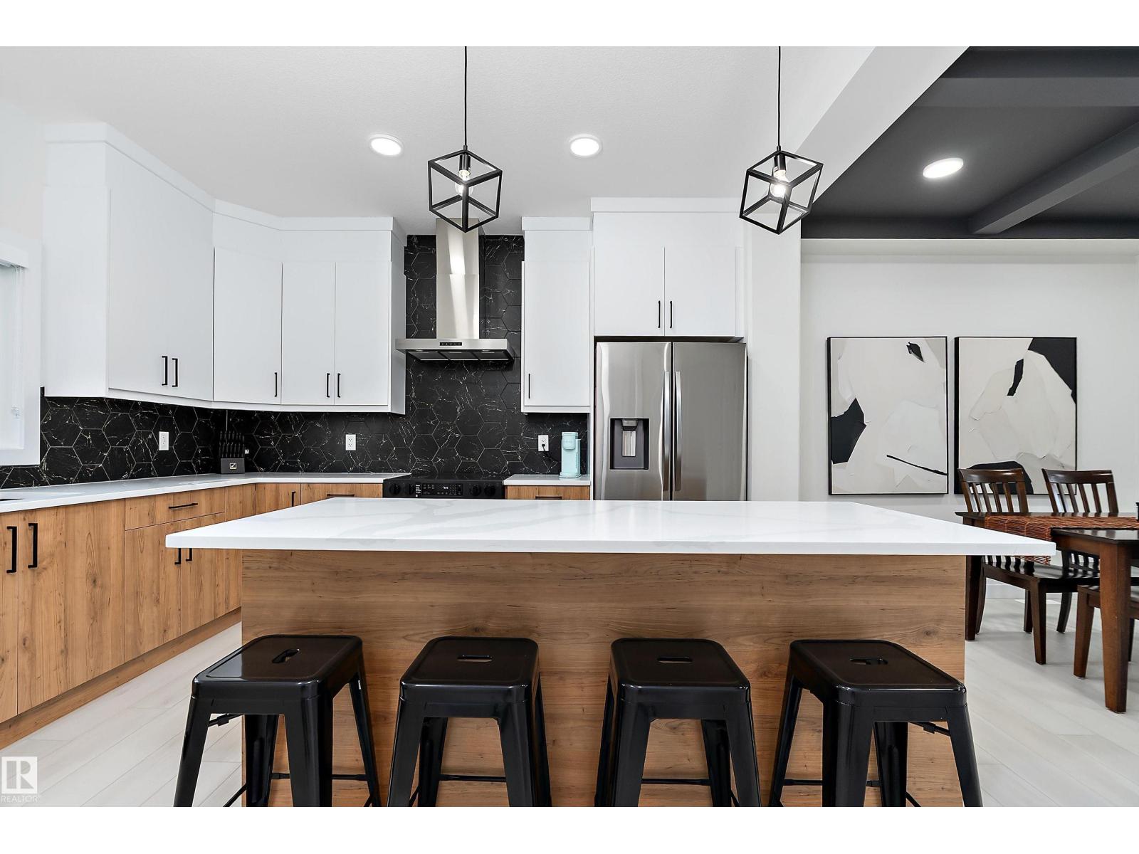 40 CHAMBERY CR, St. Albert