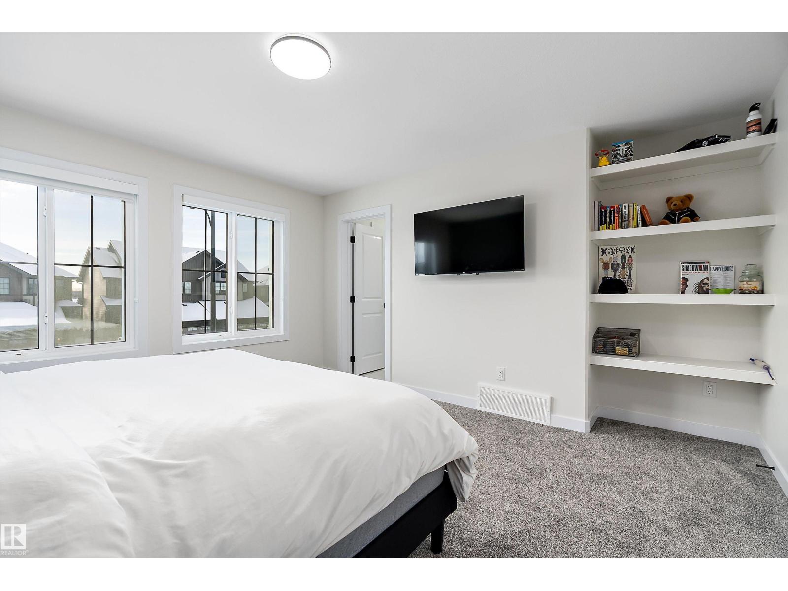 40 CHAMBERY CR, St. Albert