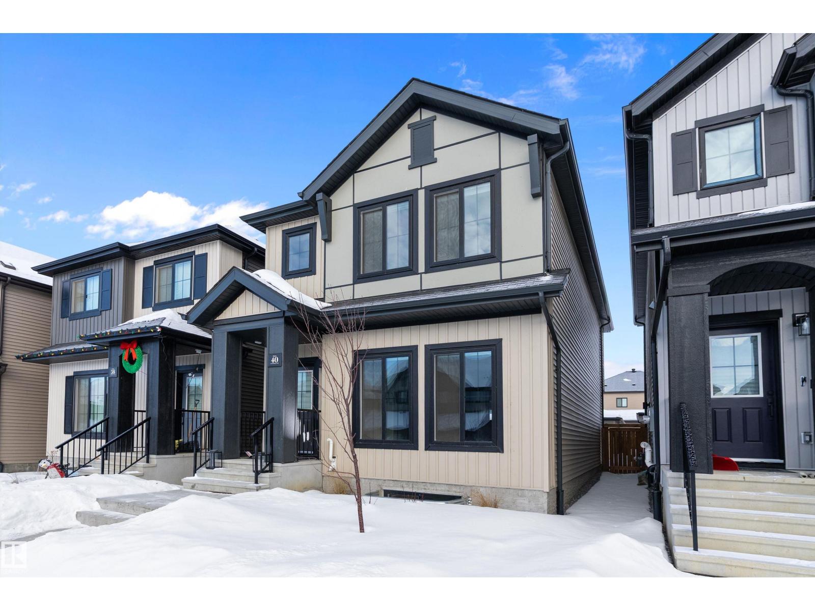 40 CHAMBERY CR, St. Albert