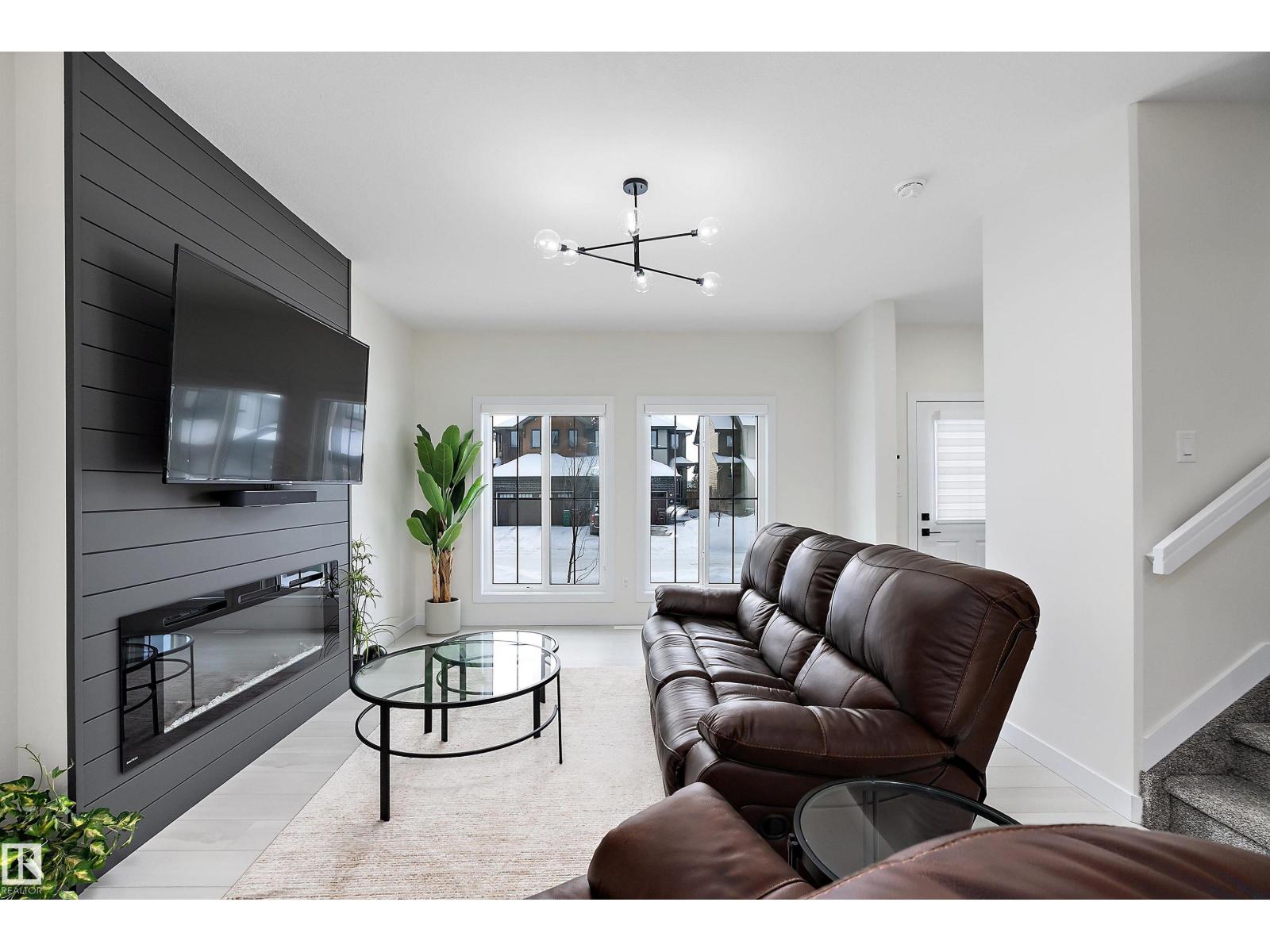 40 CHAMBERY CR, St. Albert