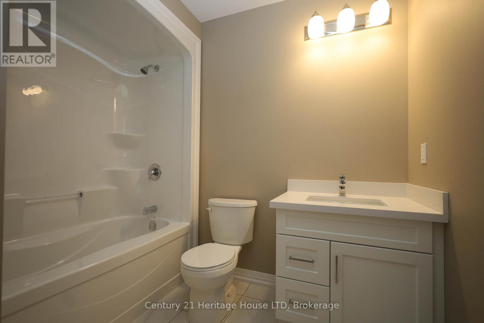 #15 397 GARRISON ROAD - 15