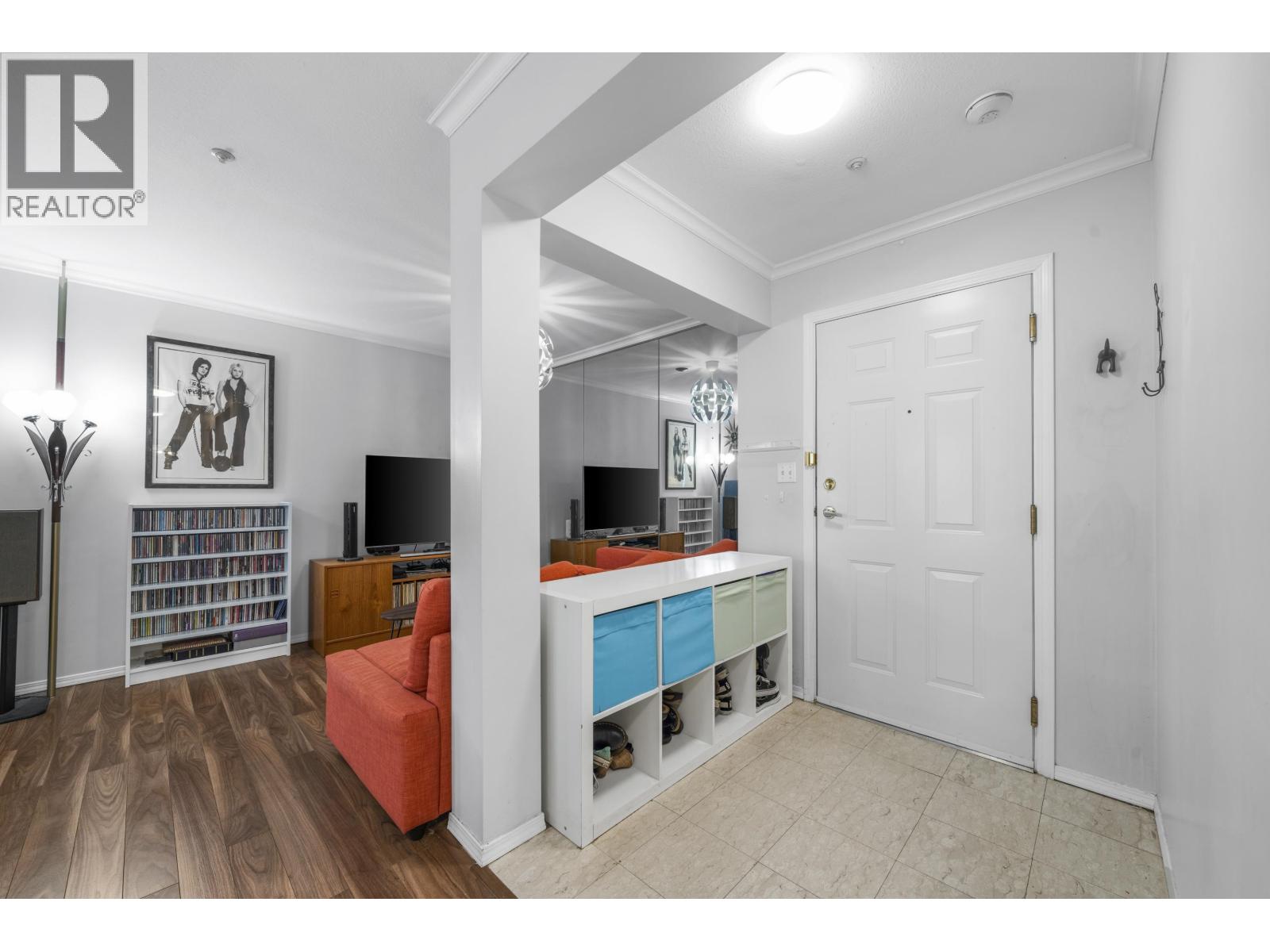 306 3400 SE MARINE DRIVE, Vancouver