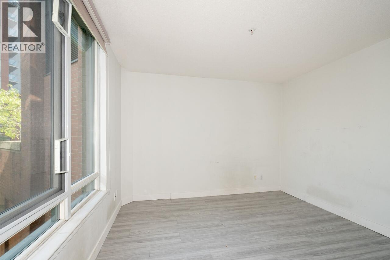 209 63 KEEFER PLACE, Vancouver