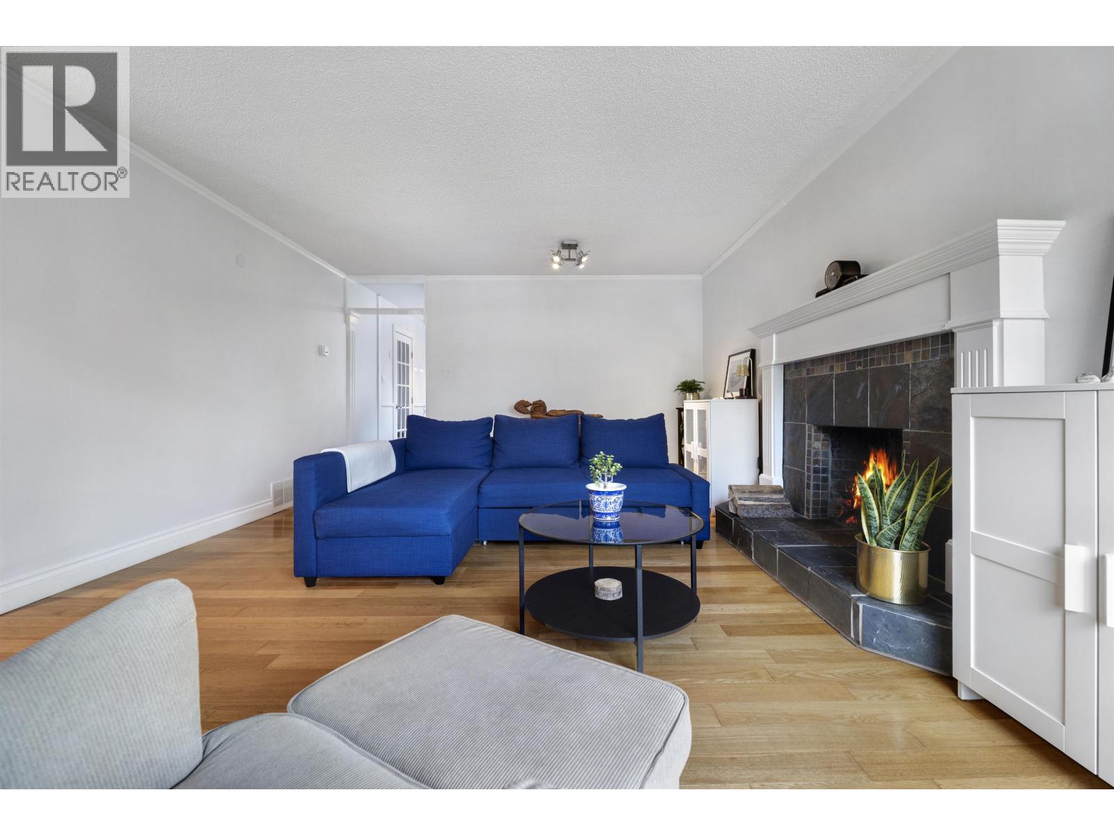 828 NICOLUM COURT, North Vancouver