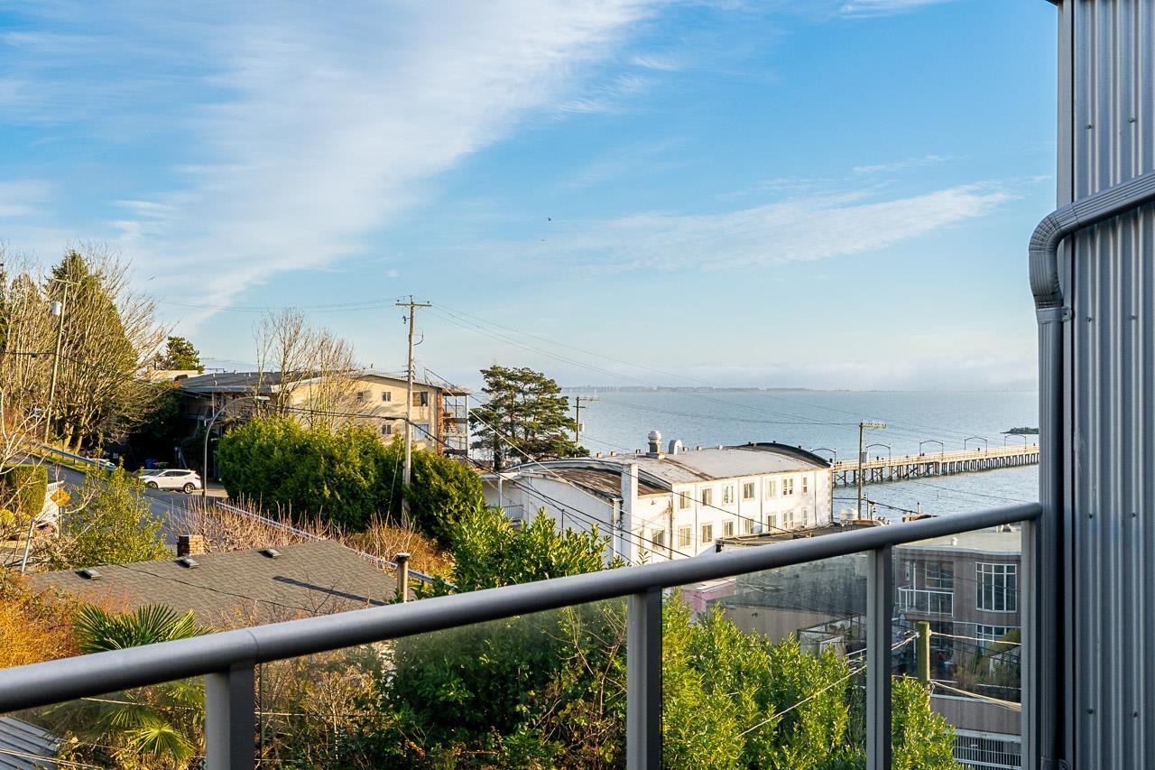 603 14955 VICTORIA AVENUE, White Rock