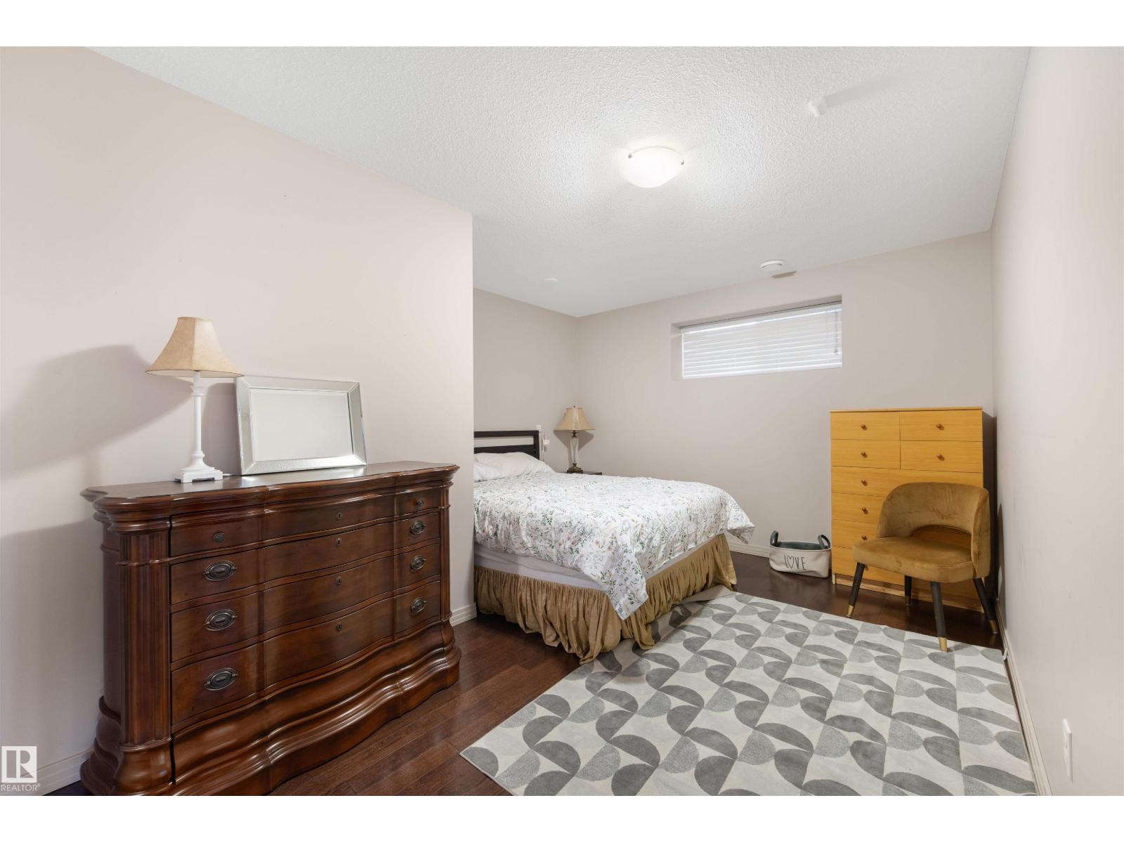 201 ERIN RIDGE DR, St. Albert