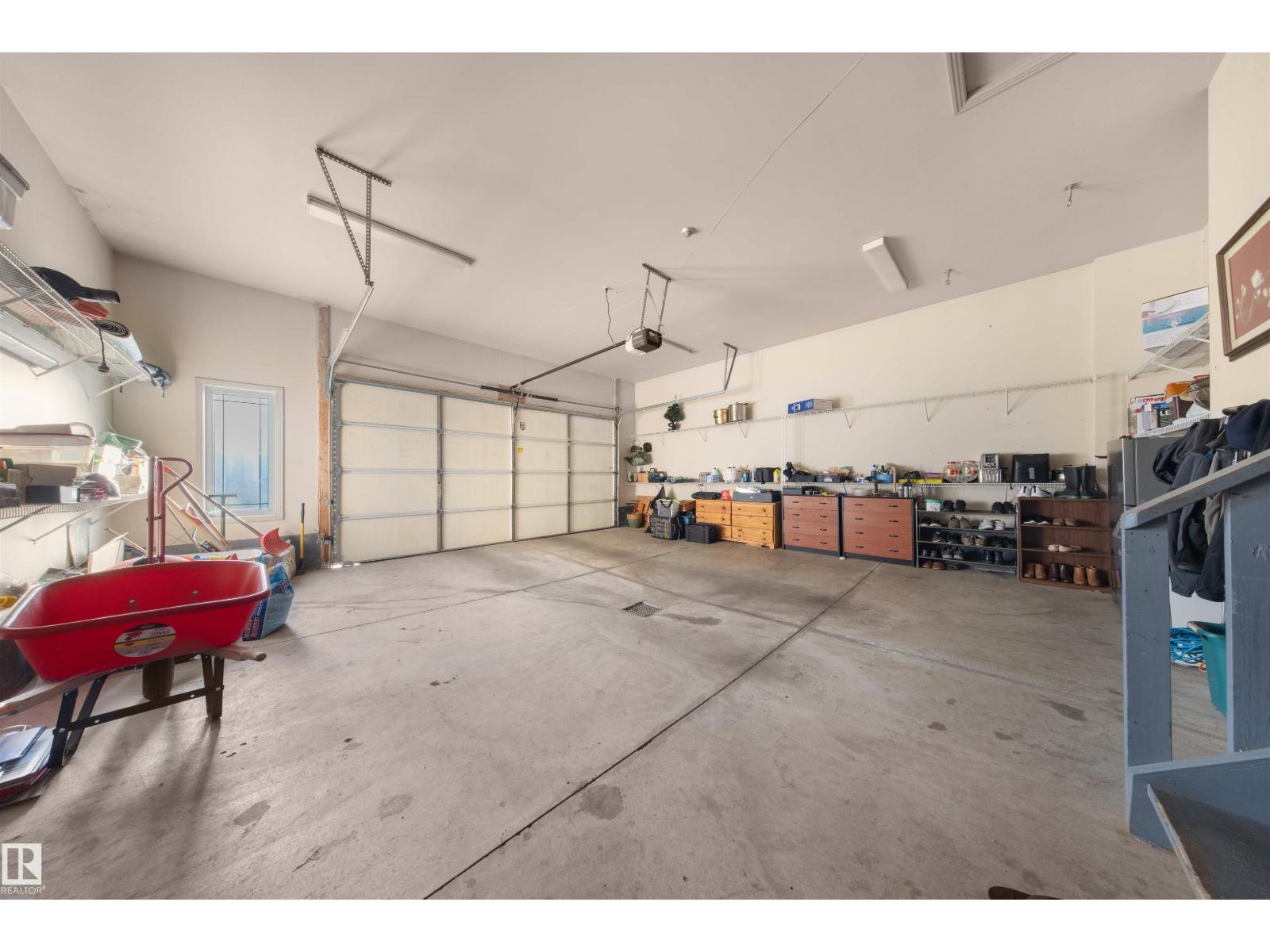 201 ERIN RIDGE DR, St. Albert