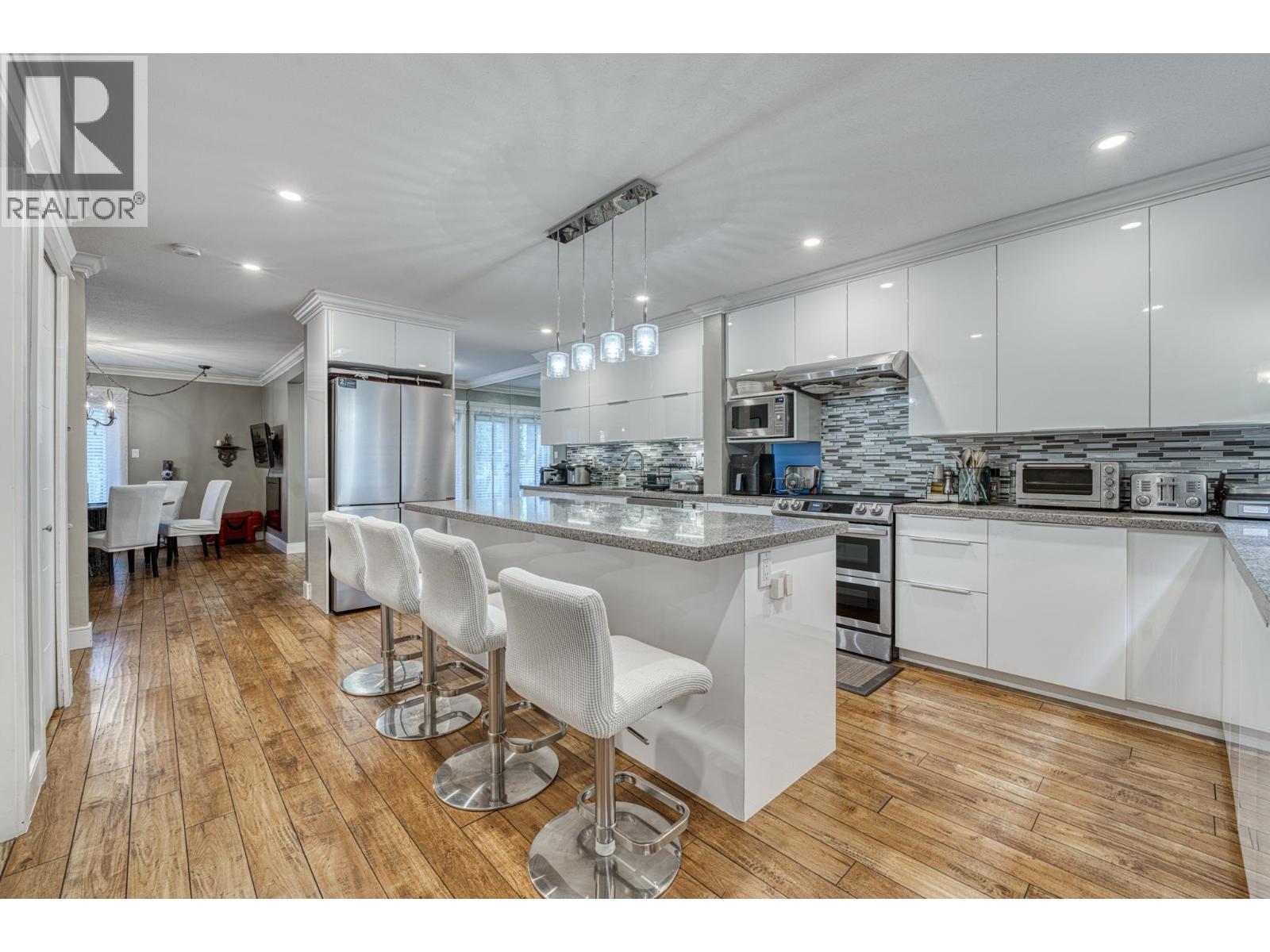 10690 HOLLYBANK DRIVE, Richmond