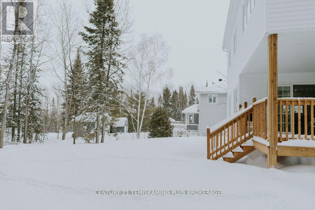 272 COSMAN CRESCENT - Photo 5 of 37, Temiskaming Shores (New Liskeard), Ontario