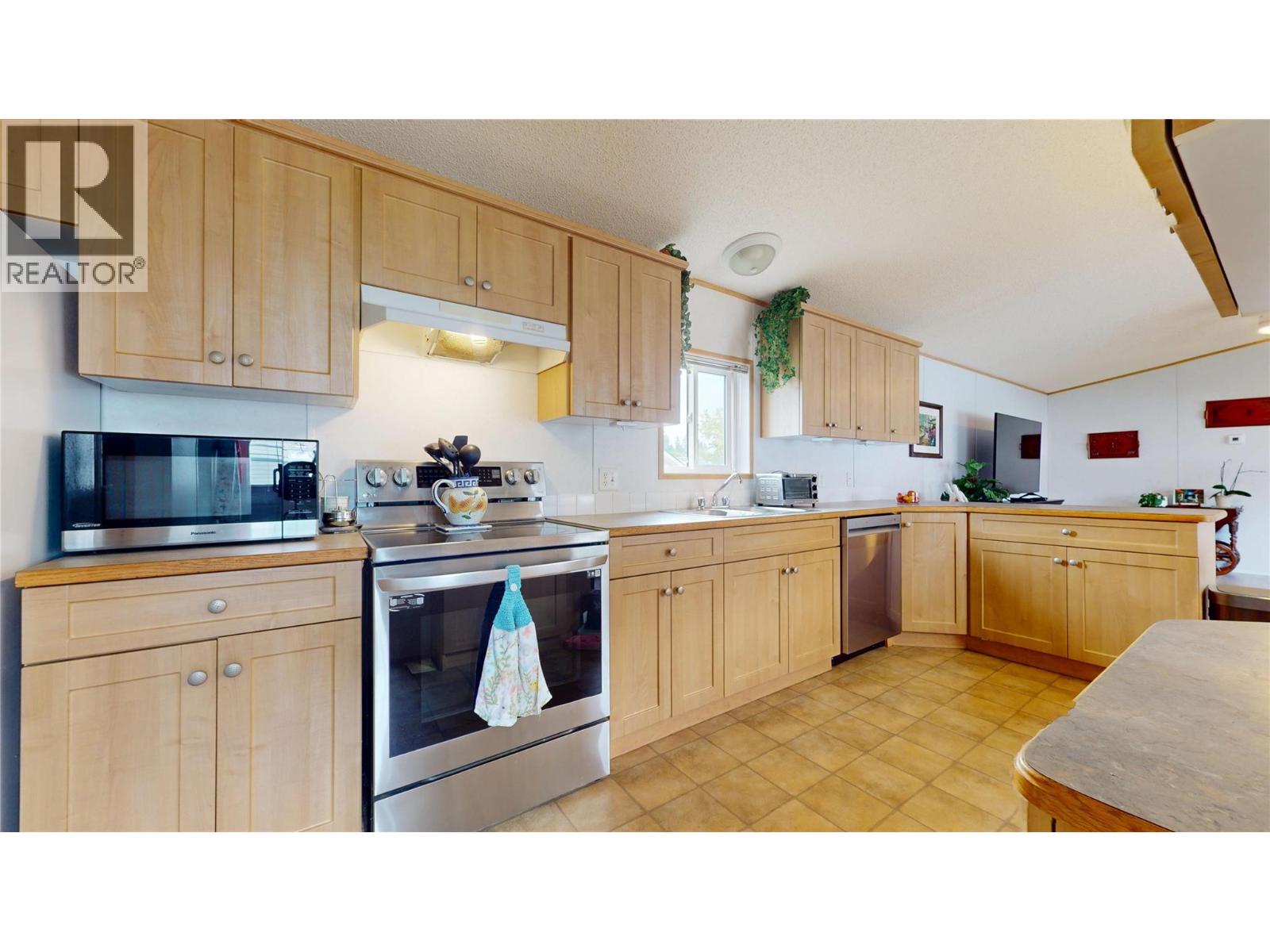 2321 INDUSTRIAL 2 Road Unit# 40, Cranbrook