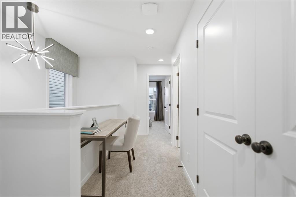 Single Family House for Sale in  Wolf Creek Rise SE Wolf Willow Calgary 