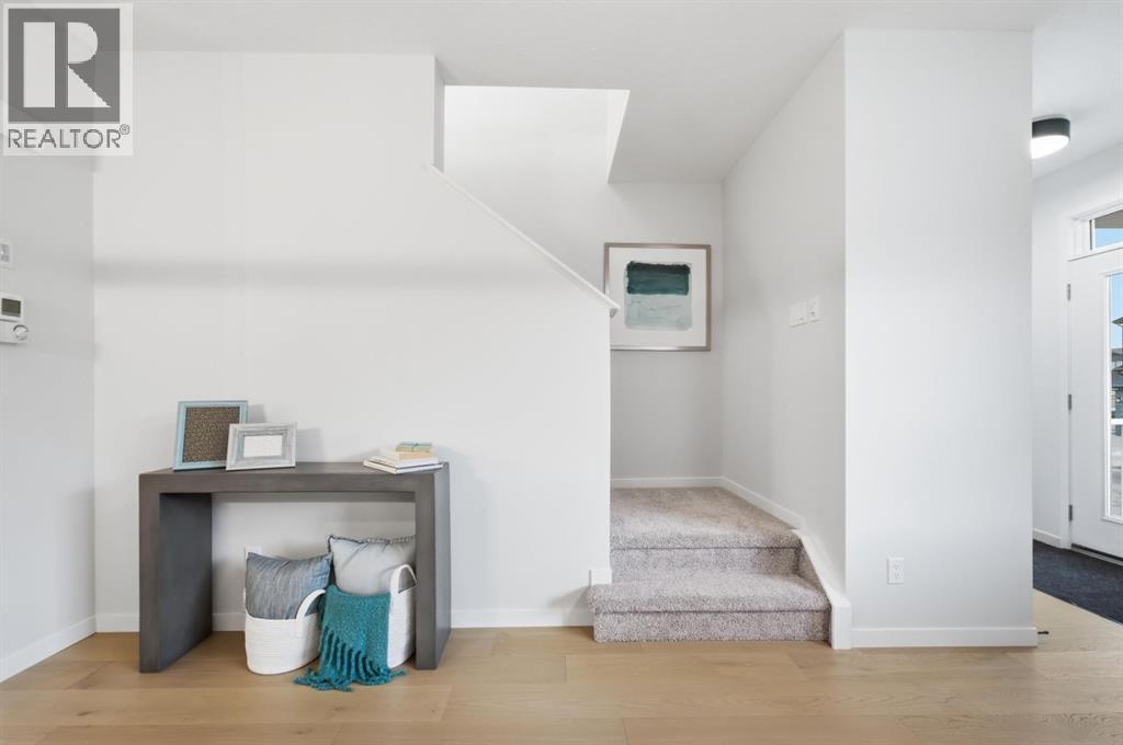 Single Family House for Sale in  Wolf Creek Rise SE Wolf Willow Calgary 