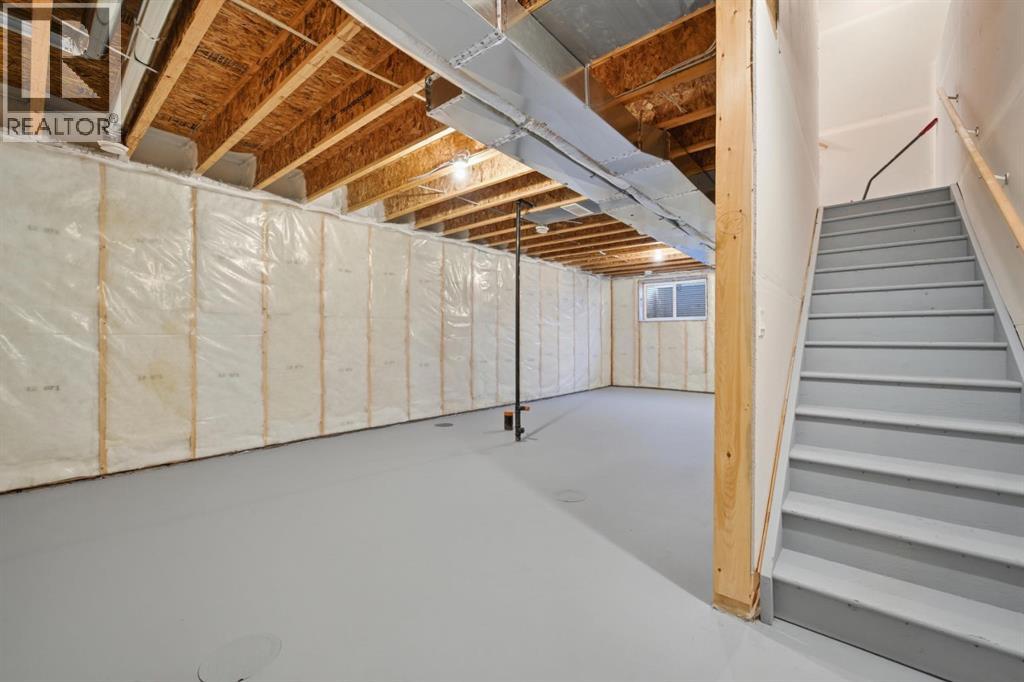 Single Family House for Sale in  Wolf Creek Rise SE Wolf Willow Calgary 