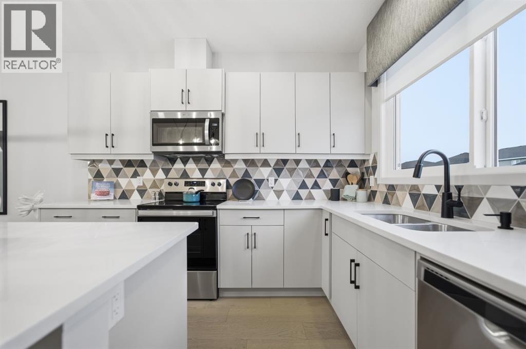 Single Family House for Sale in  Wolf Creek Rise SE Wolf Willow Calgary 