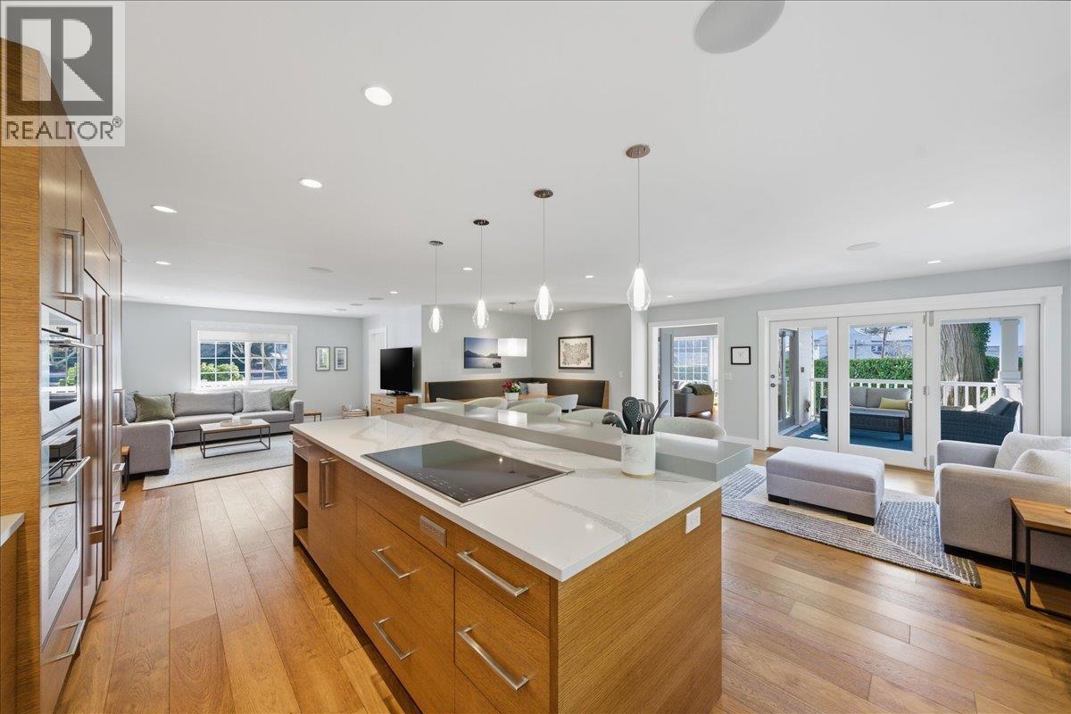 844 PACIFIC Drive, Delta