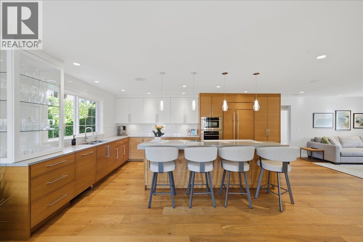 844 PACIFIC Drive, Delta