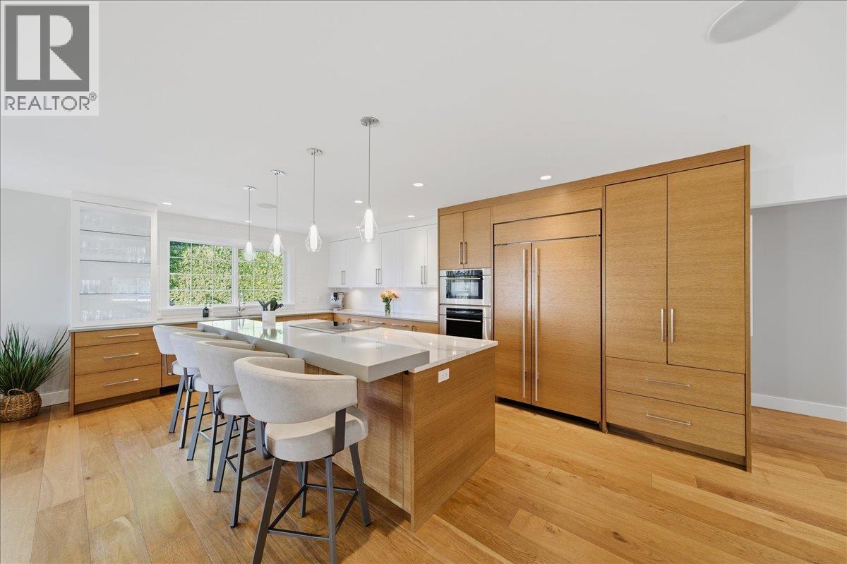 844 PACIFIC Drive, Delta