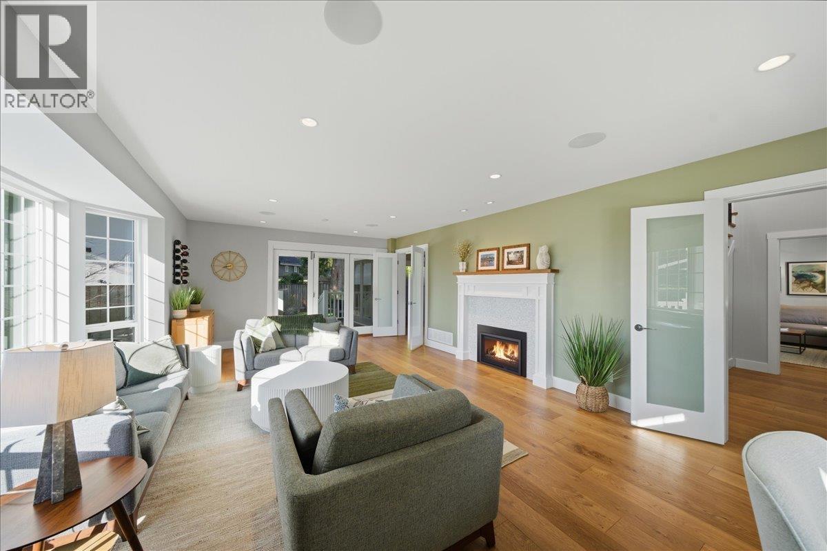 844 PACIFIC Drive, Delta