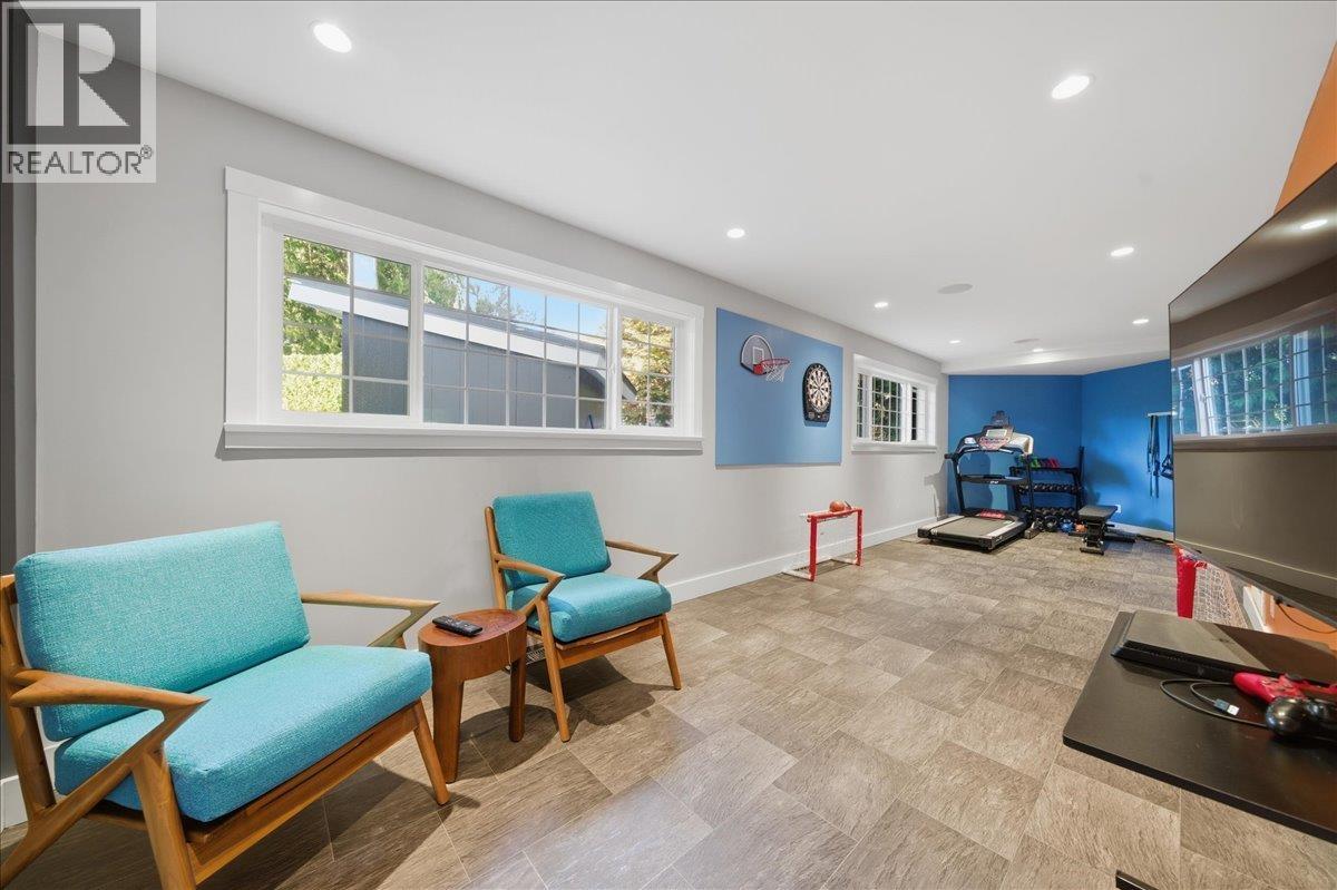 844 PACIFIC Drive, Delta