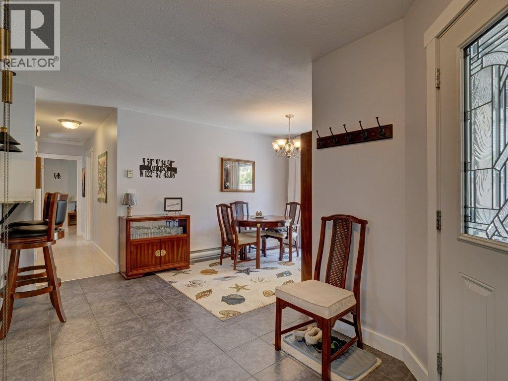 6557 BJORN PLACE, Sechelt