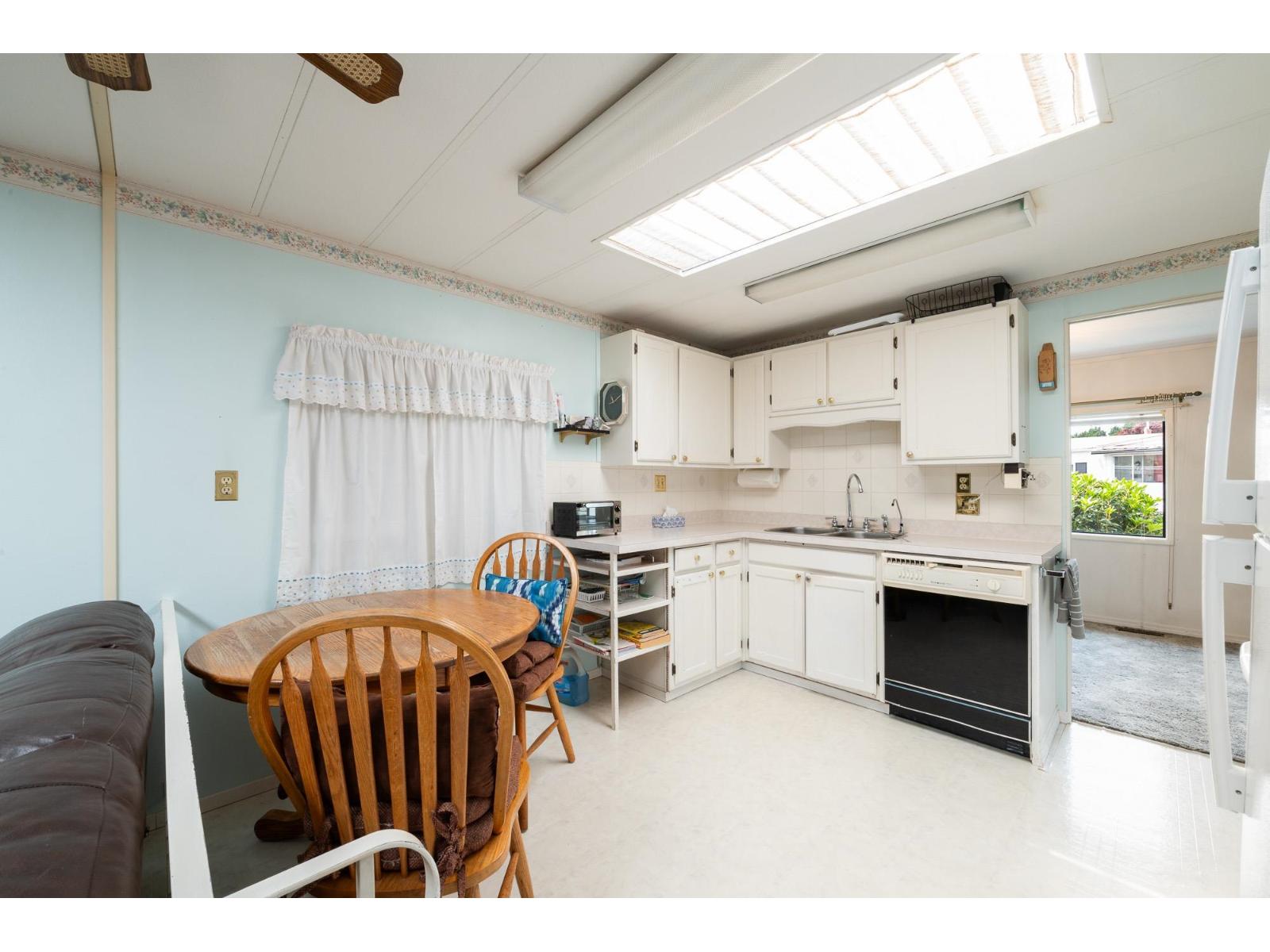 2184 CUMBRIA DRIVE, Surrey