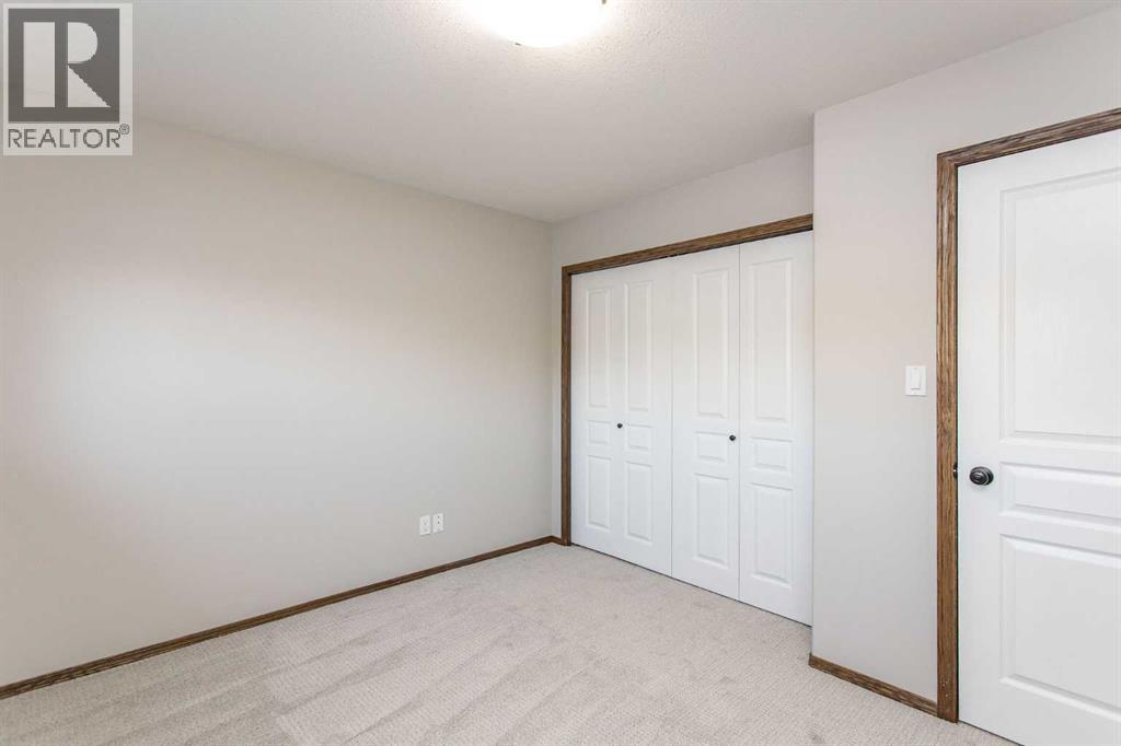 92 Iron Wolf Boulevard, Lacombe